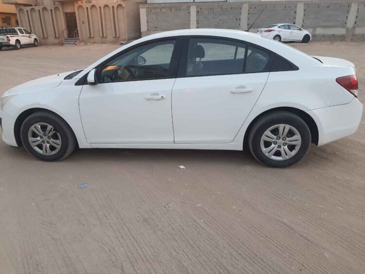 للبيع سيارة شيفروليه كروز ٢٠١٣ في بريدة بالسعودية