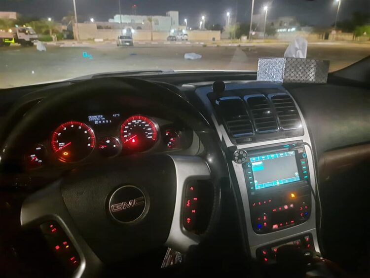 سيارات جي إم سي أكاديا للبيع في ابوظبي الامارات