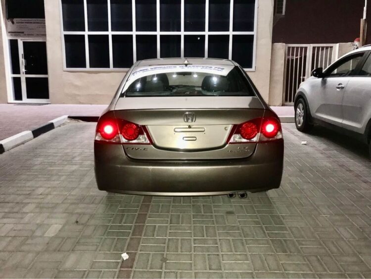 سيارات هوندا سيفيك اقل من 16 الف للبيع في الامارات دبي