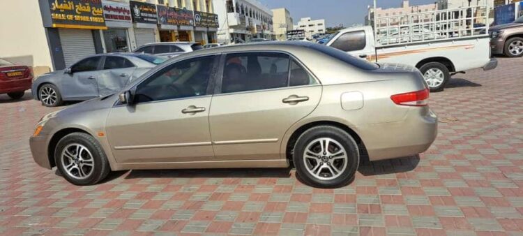عُمان سيارات رخيصة مستعملة للبيع اونلاين في سلطنة عمان