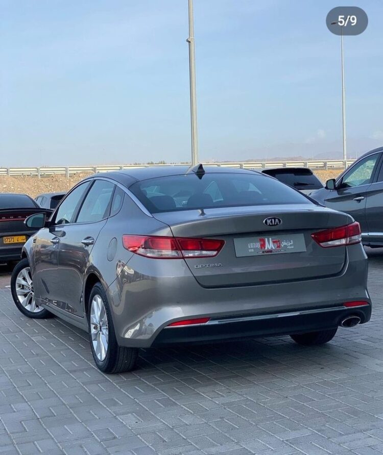 كيا اوبتيما 2018 للبيع في سلطنة عمان السيارة مستعملة